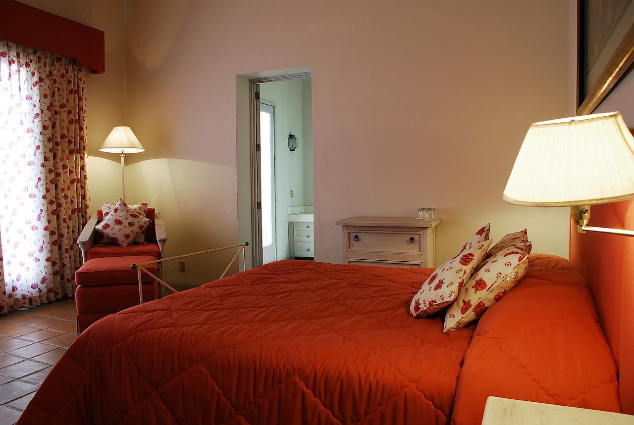 Lake Chapala Inn Phòng bức ảnh
